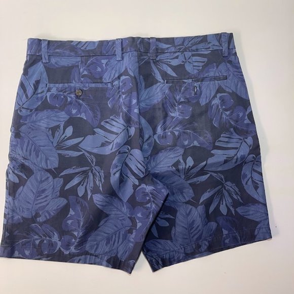 Banana Republic - Aiden Short - Floral - Size 36 - Picture 2 of 4